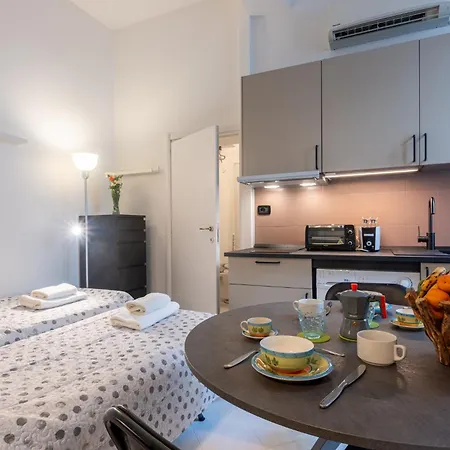 Guesthost - Cozy Near Universita Di Parma